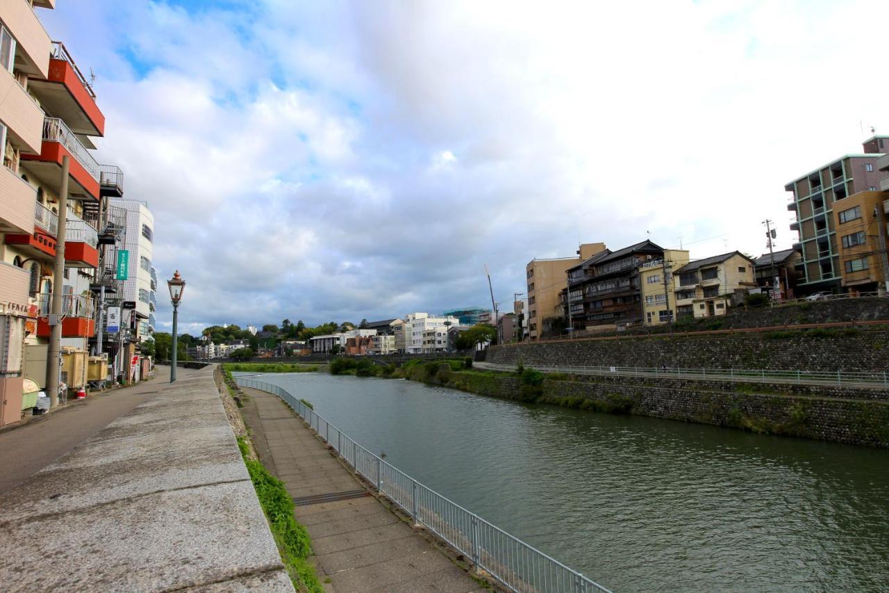 Riverside Stay Kanazawa Eksteriør billede